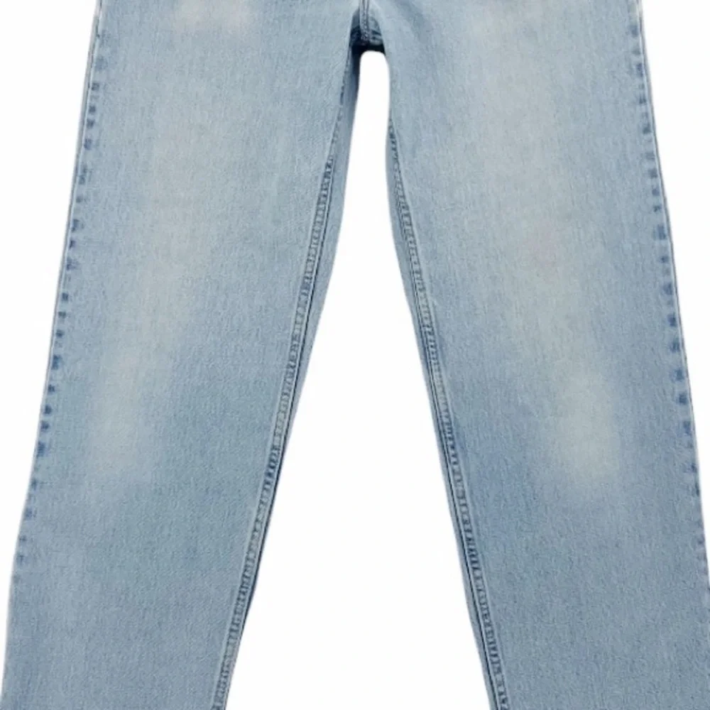 Vintage Levi’s 550 Made in the USA Relaxed Fit Light Wash W33 L35.5